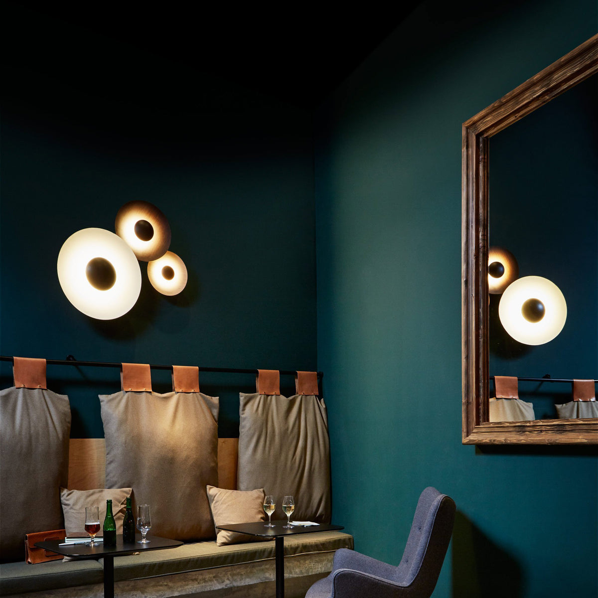 Ginger 32C/42C/60C Wall/Ceiling Light by Marset, showing ginger 32c/42c/60c wall/ceiling light in live shot.
