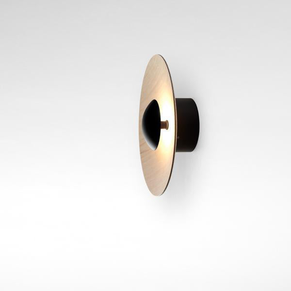 Ginger 32C/42C/60C Wall/Ceiling Light by Marset, showing ginger 32c/42c/60c wall/ceiling light in live shot.