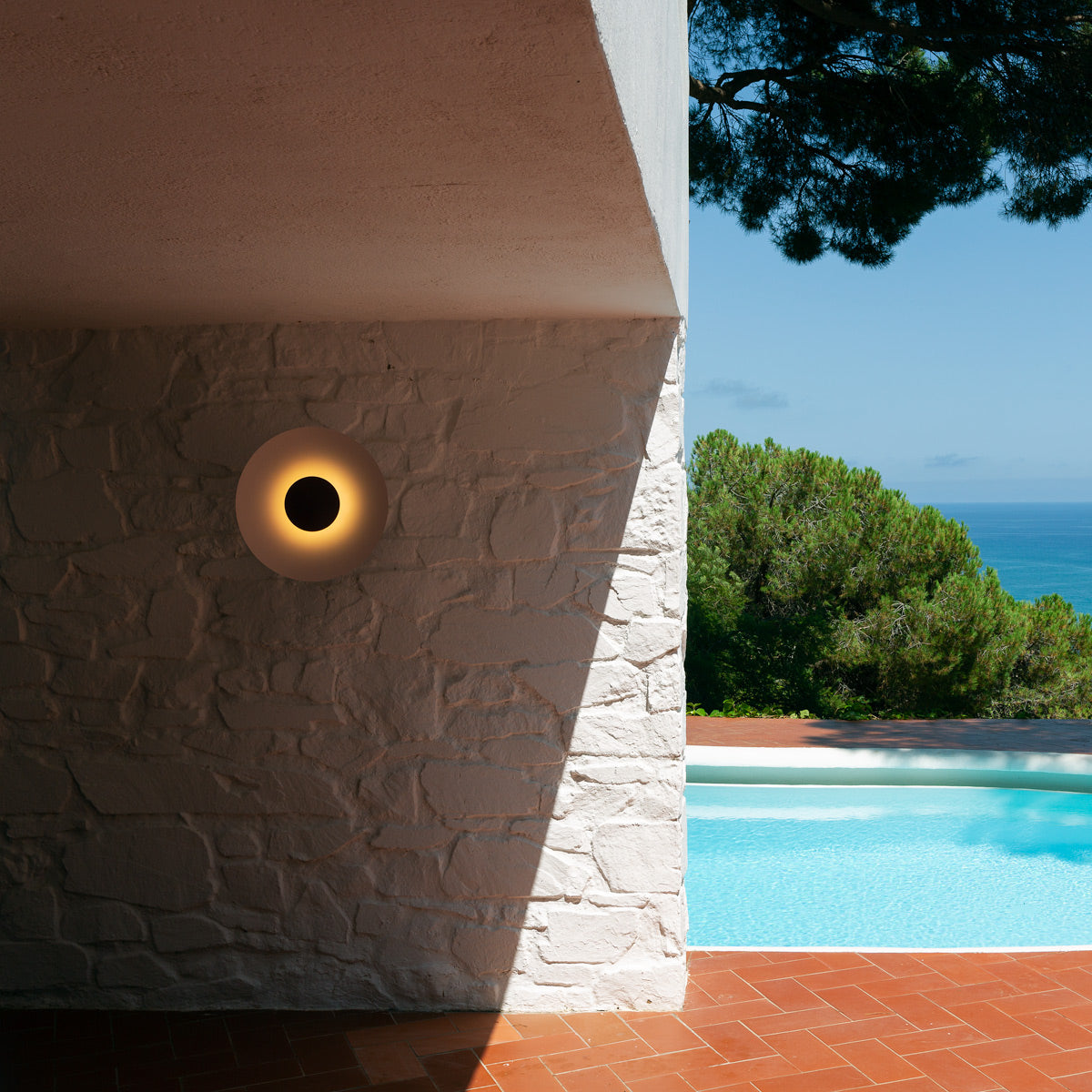 Ginger IP65 LED Outdoor Wall/Ceiling Light by Marset, showing ginger ip65 led outdoor wall/ceiling light in live shot.