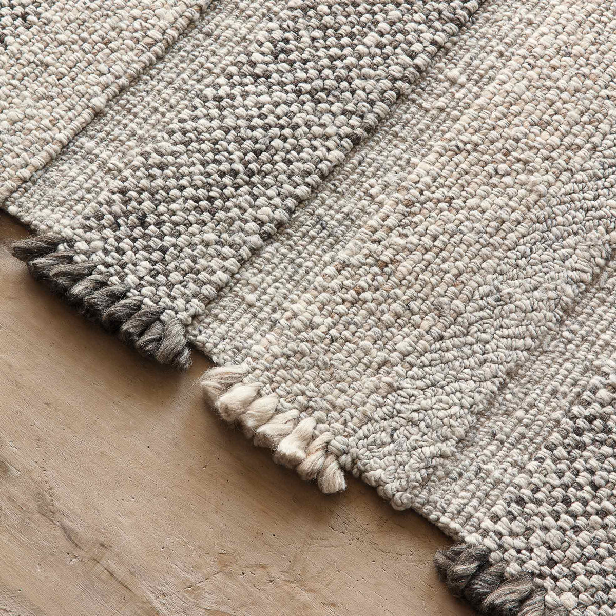 Grade 241.001.900 Hand Woven Rug by Ligne Pure, showing closeup view of grade hand woven rug.