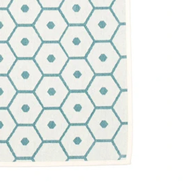 Honey Blanket by Pappelina, showing closeup view of honey blanket.