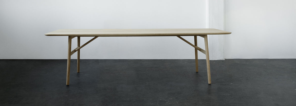 Hven Table by Skagerak, showing hven table in live shot.