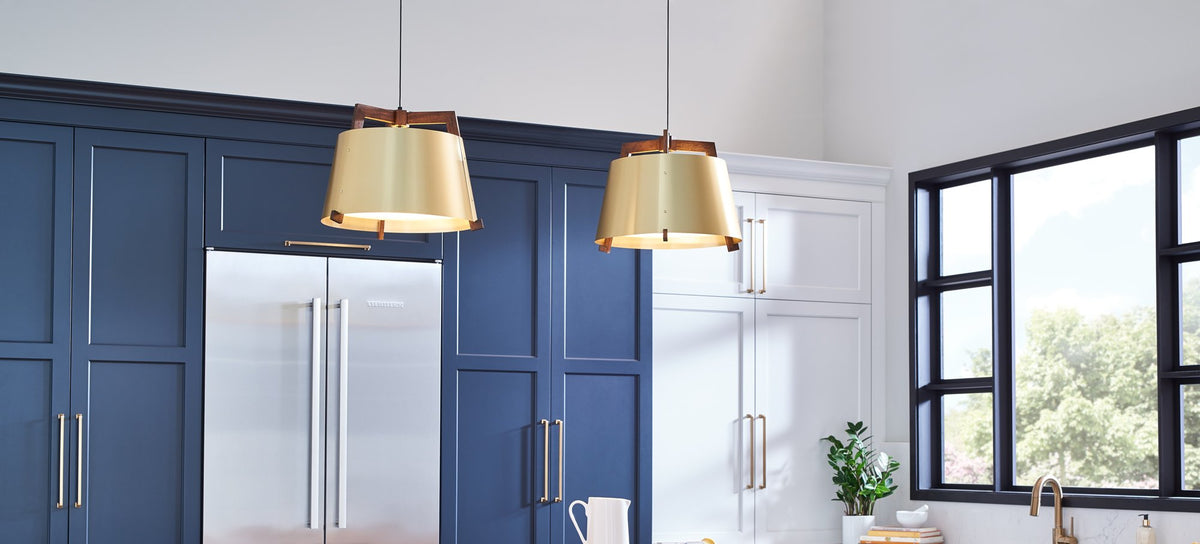 Ignis 17" Pendant by Cerno, showing of ignis 17" pendant in live shot.