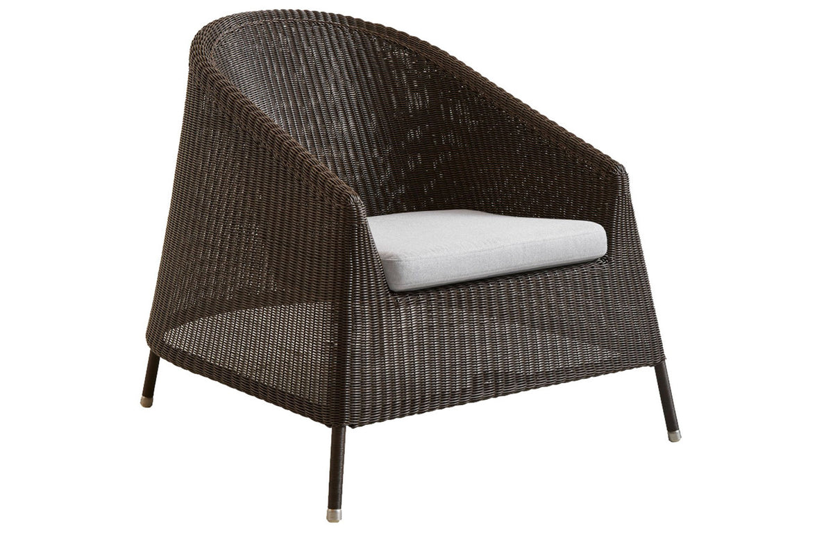 Kingston Lounge Chair by Cane-Line - Mocca Fiber Weave, Light Grey Natte Cushion.