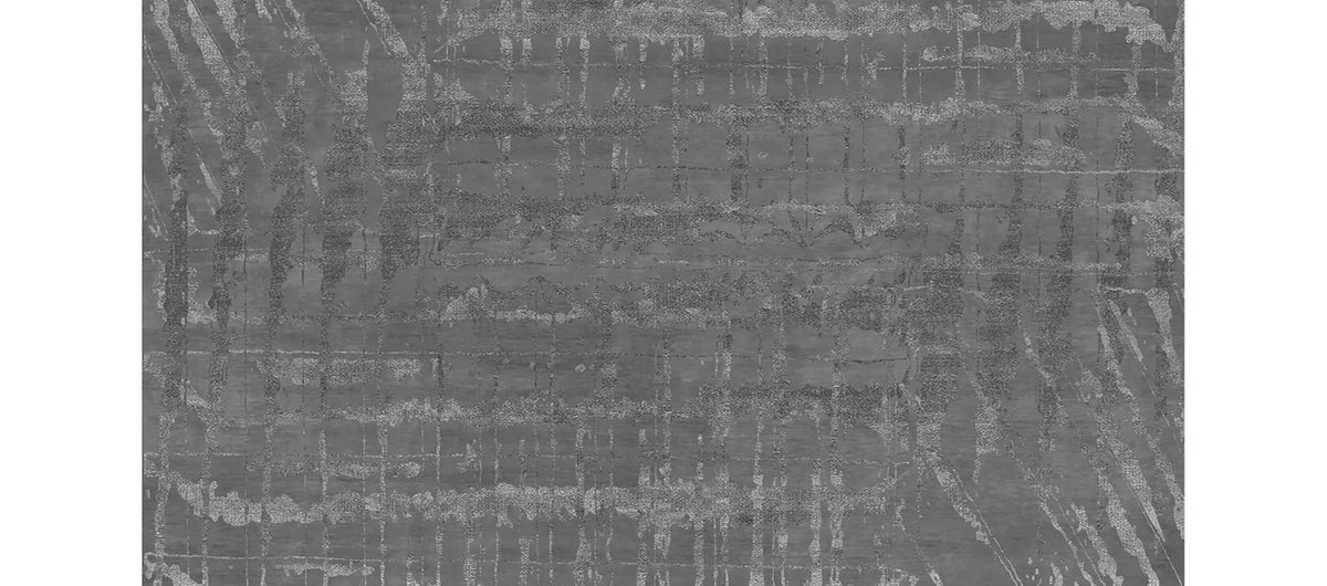 Kuni Moon KN150 Rug by Second Studio, showing closeup view of kuni moon kn150 rug by second studio in grey & silver.