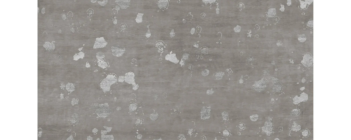 Lake Dua LA25 Rug by Second Studio, showing closeup view of lake dua la25 rug by second studio in dark greige & silver.