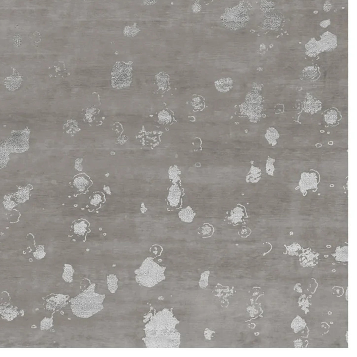 Lake Dua LA25 Rug by Second Studio, showing closeup view of lake dua la25 rug by second studio in dark greige & silver.