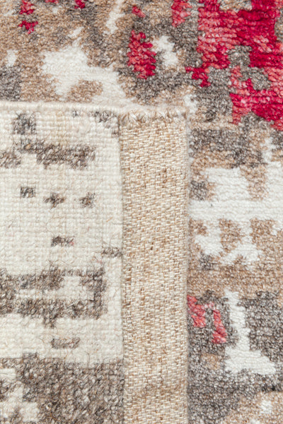 Legacy 249.001.300 Hand Knotted by Ligne Pure, showing detail view of legacy hand knotted.