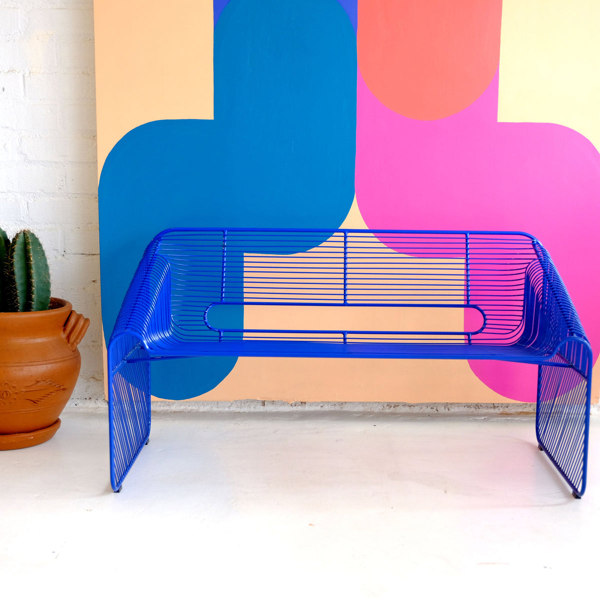 Love Seat by Bend, showing love seat in live shot.