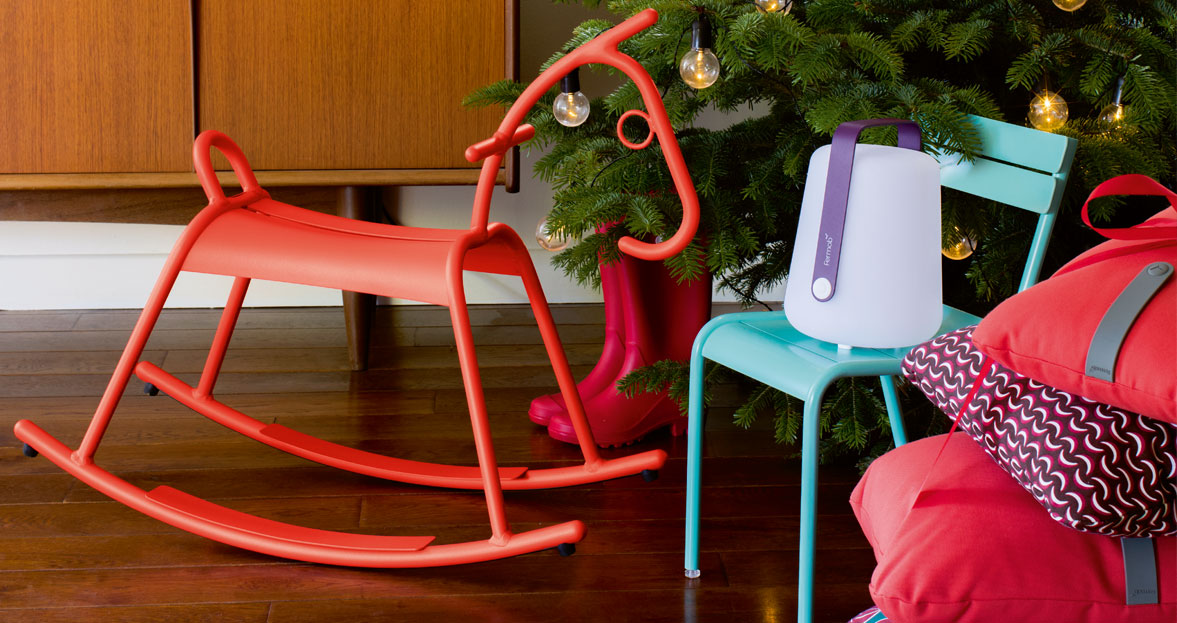 Luxembourg Kid Chair by Fermob, showing angle view of side chair in the live shot.