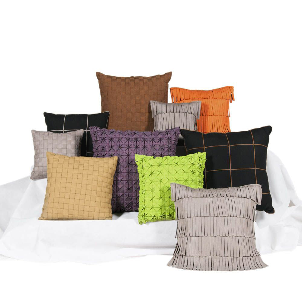 Fringe Pillows by Mamagreen, showing fringe pillows in live shot.