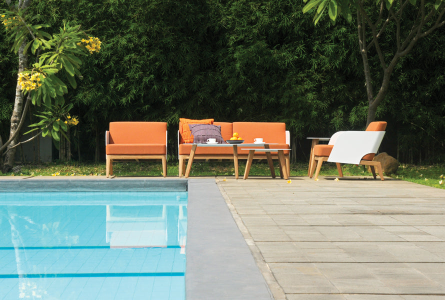 Kaat Teak Side Table by Mamagreen, showing kaat teak side table with kaat teak coffee tables, kaat teak 2-seater sofa and kaat teak 1-seater sofa in live shot.