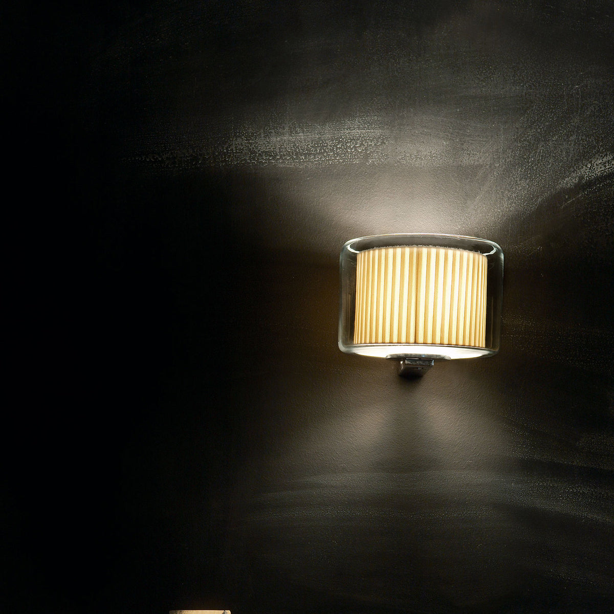 Mercer A Wall Lamp by Marset, showing mercer a wall lamp in live shot.