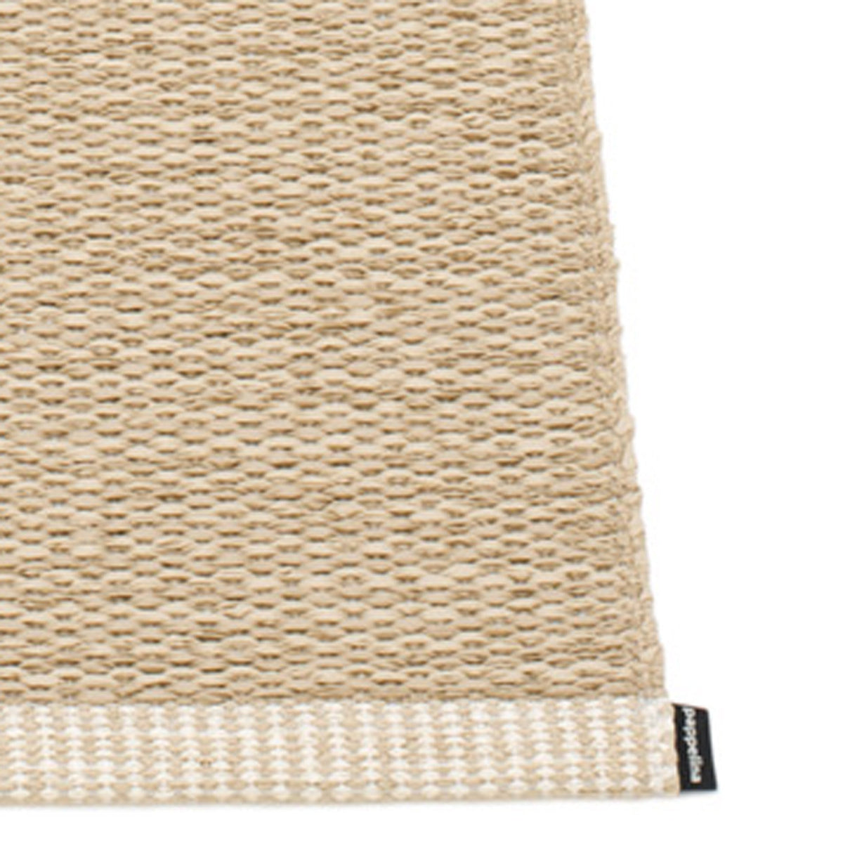 Mono Beige & Light Nougat Rug by Pappelina, showing closeup view of mono beige & light nougat rug.