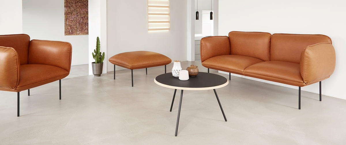 Nakki Ottoman by Woud, showing nakki ottoman in live shot.