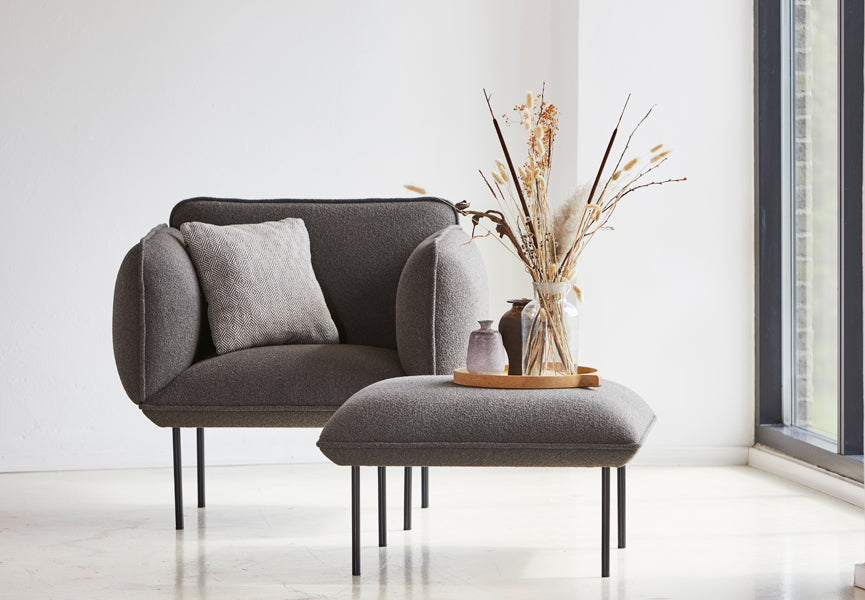 Nakki Ottoman by Woud, showing nakki ottoman in live shot.