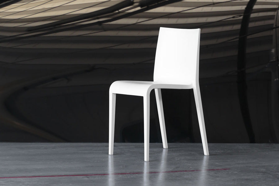 Nassau Chair 533 by SohoConcept, showing nassau chair 533 in live shot.