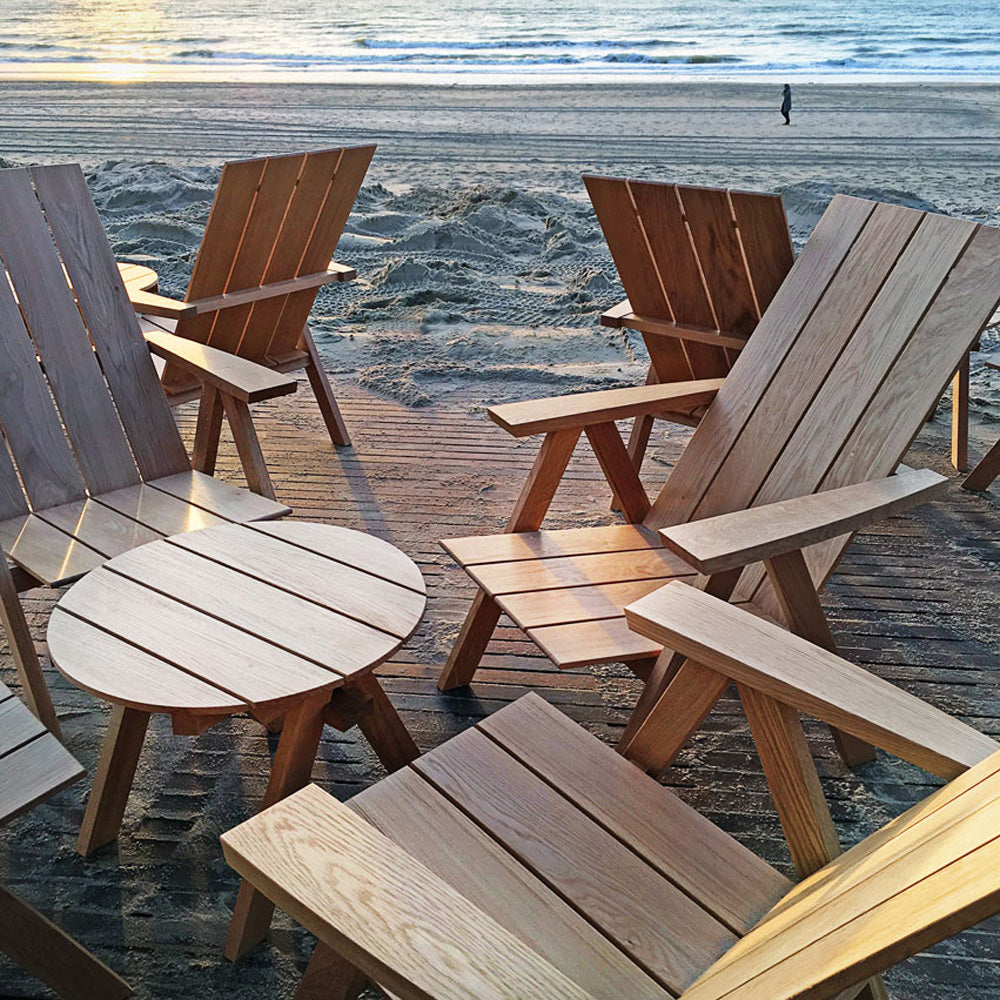 Arkipelago KVTT3 Outdoor Lounge Chair by Nikari, showing arkipelago kvtt3 outdoor lounge chair in live shot.