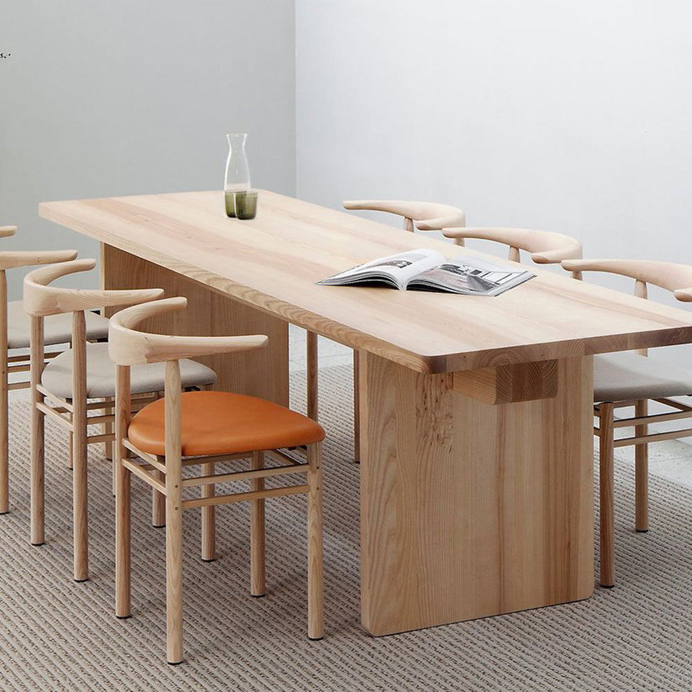 Linea RMT3 Chair by Nikari, showing linea rmt3 chair in live shot.