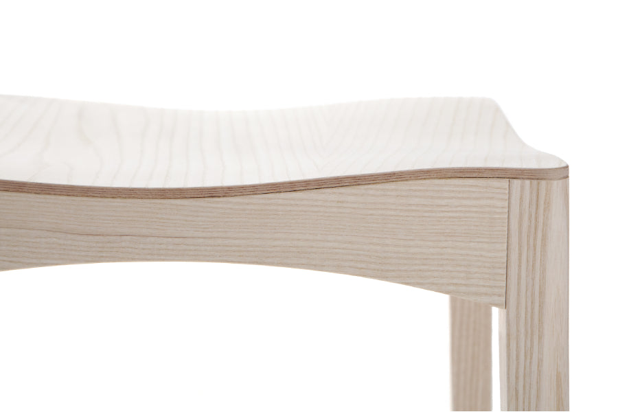 October Light Chair by Nikari, showing detail view of seat of october light chair.