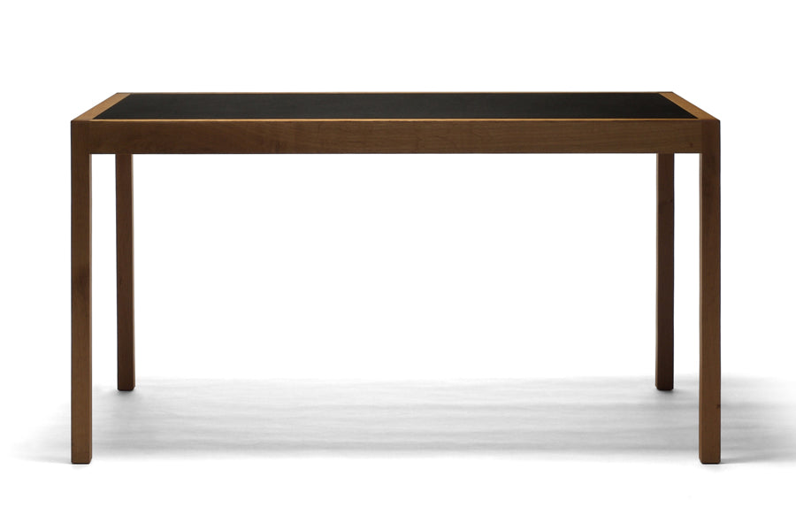 Seminar KVP Table by Nikari, showing seminar kvp table in black laminate oak.