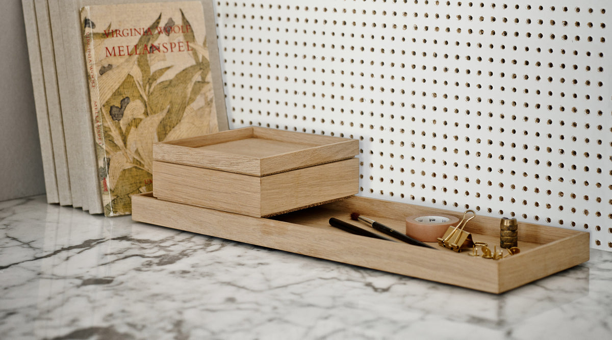 Nomad Box by Skagerak, showing nomad box in live shot.