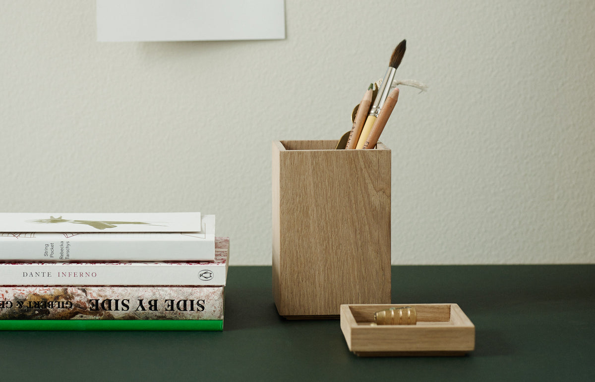 Nomad Pen Holder by Skagerak, showing nomad pen holder in live shot.