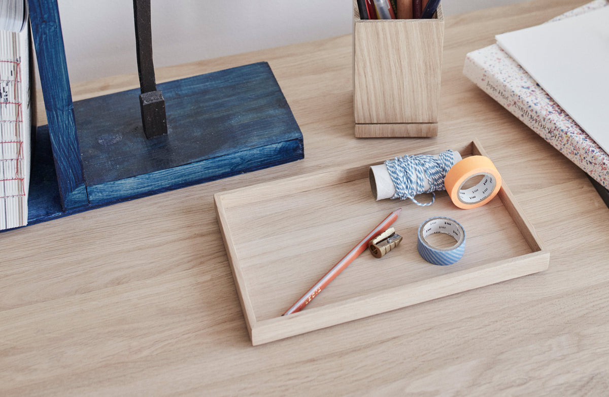 Nomad Tray by Skagerak, showing nomad tray in live shot.
