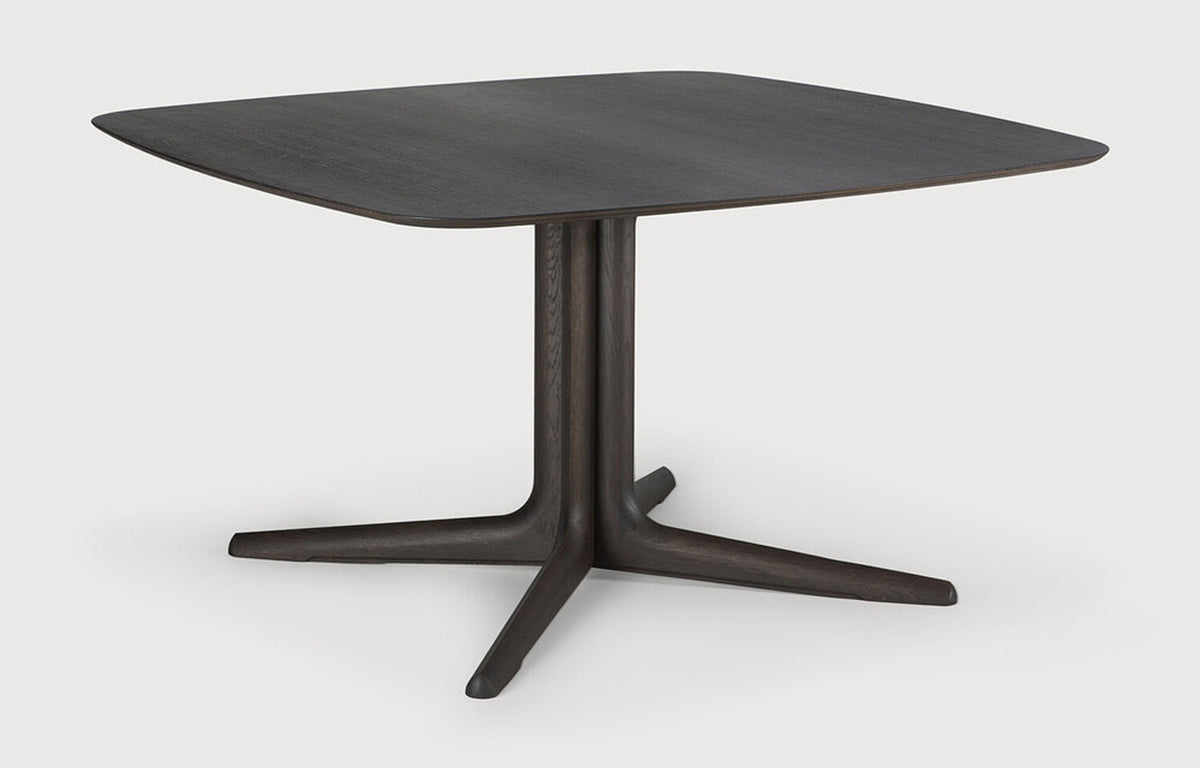 Corto Dining Table by Ethnicraft - Brown Oak.