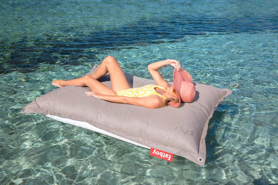 Original Floatzac lounge Bean Bag by Fatboy, showing original floatzac lounge bean bag in live shot.