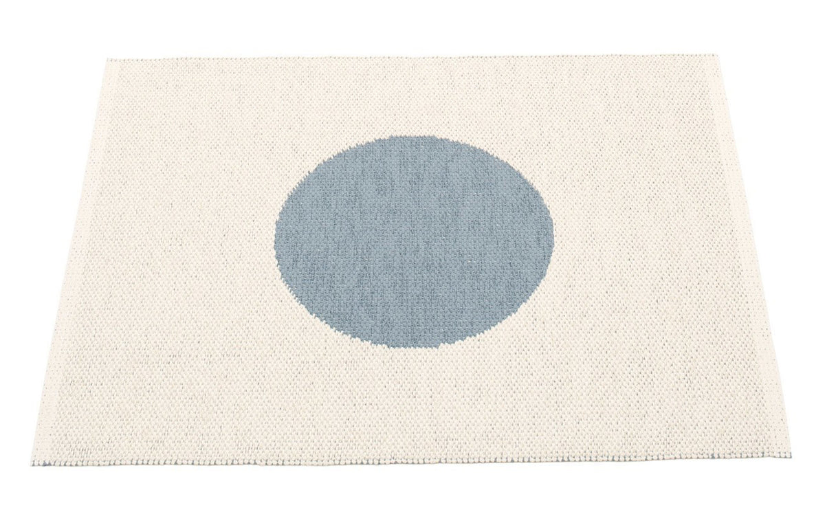 Vera Small One Rug by Pappelina, showing back view of vera small one storm & vanilla rug.