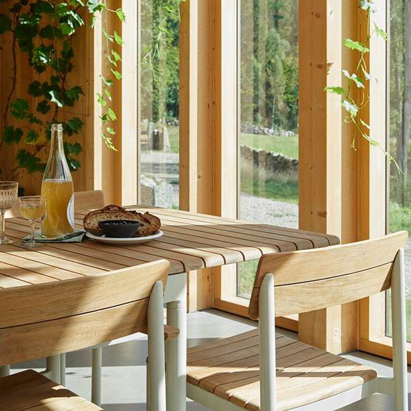 Pelagus Outdoor Chair by Skagerak, showing pelagus outdoor chair in live shot.