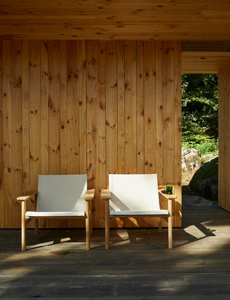 Pelagus Oudoor Lounge Chair by Skagerak, showing pelagus oudoor lounge chair in live shot.