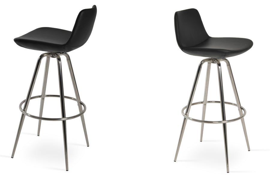 Pera Max Swivel Counter Stool, showing two max swivel counter stools together.