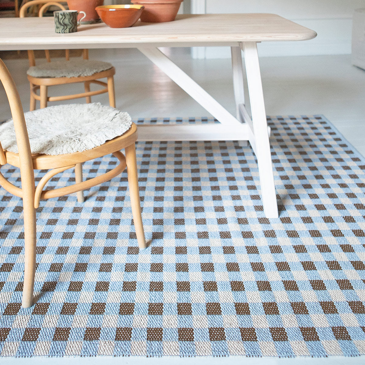 Poppy Woven Plastic Rug – Brita – Viesso