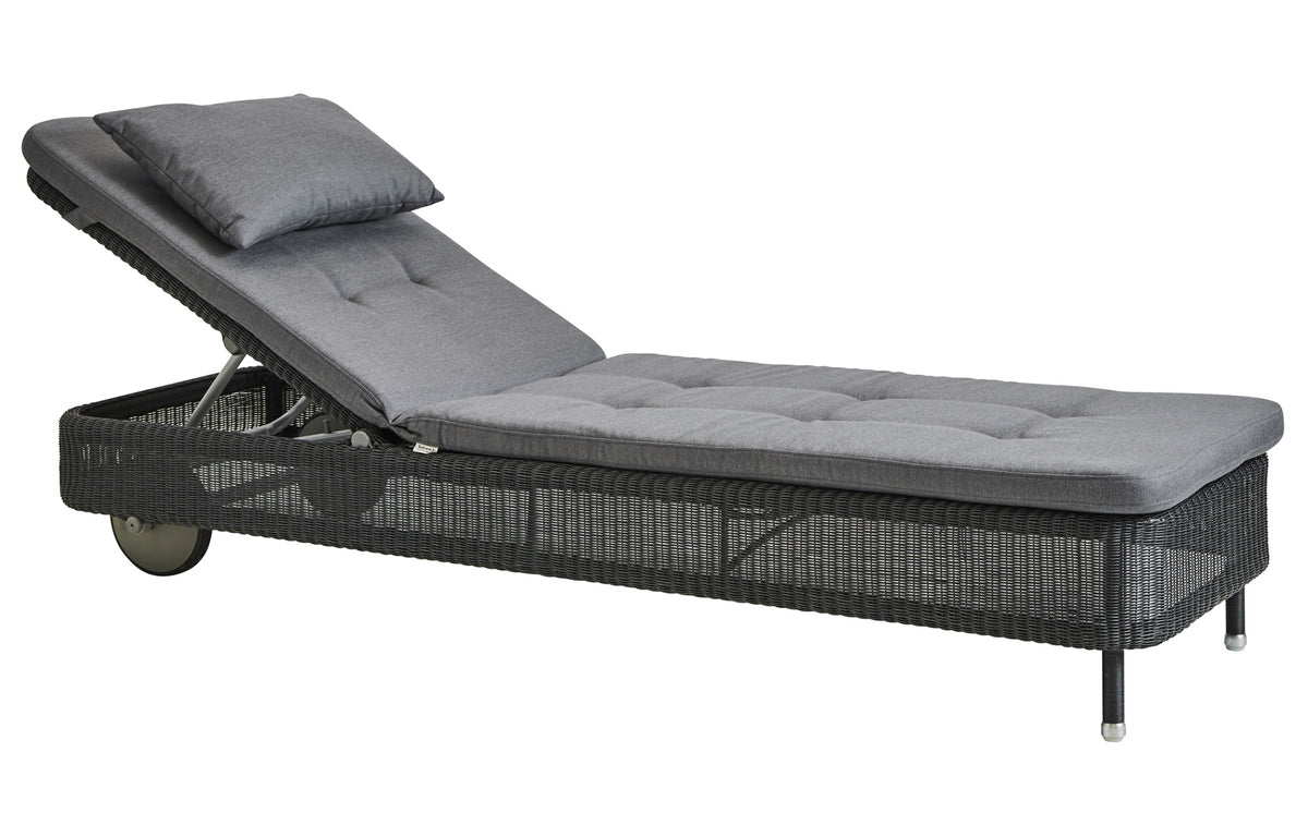 Presley Sunbed by Cane-Line - Graphite Fiber Weave, Grey Natte Cushion Set w/QuickDry & Airflow System.