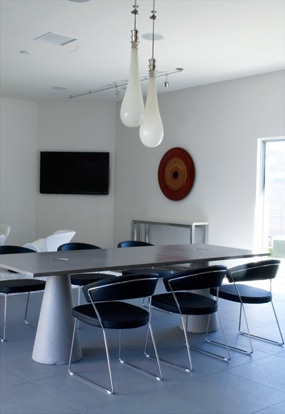 James De Wulf Rectangular Locking Dining Table by De Wulf, showing rectangular locking dining table with chairs in live shot.