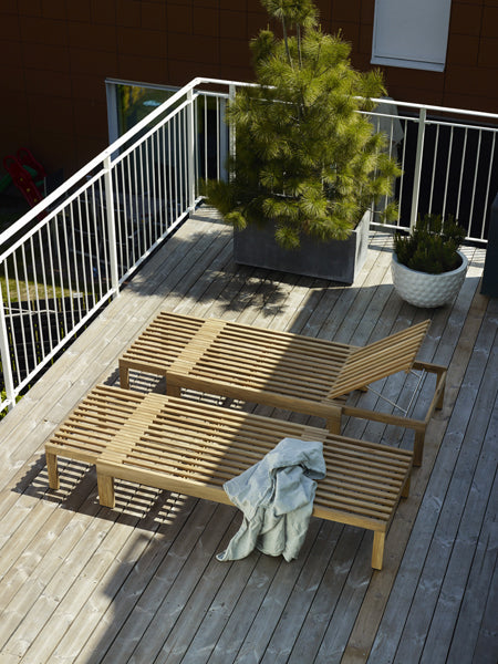 Riviera Sunlounger by Skagerak, showing two riviera sunloungers in live shot.