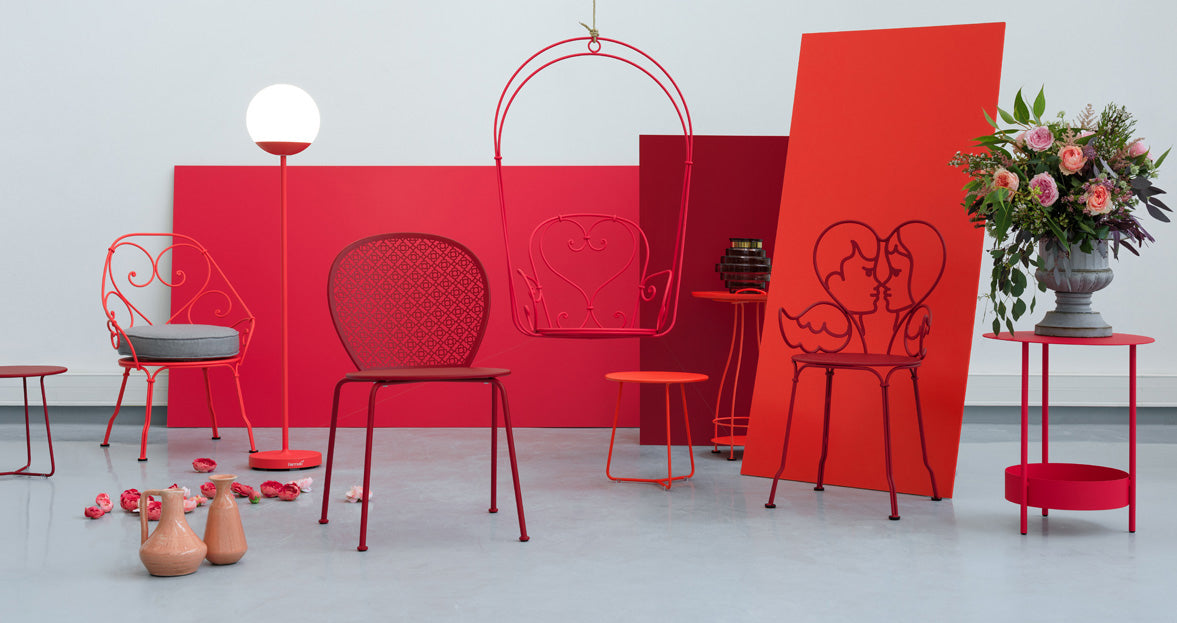Salsa Side Table by Fermob, showing of side table with chairs in the live shot.