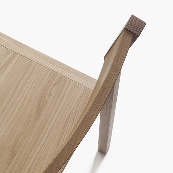 Seminar KVBT1 Bar Chair by Nikari, showing closeup view of seminar kvbt1 bar chair in live shot.