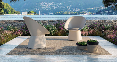 Sensu Outdoor Lounge Chair by Toou, showing sensu lounge chairs in live shot.