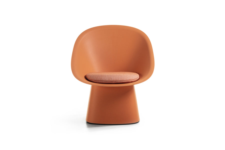 Sensu Outdoor Lounge Chair by Toou, showing front view of sensu lounge chair in coral eco plastic/dawn sunbrella seat cushion.