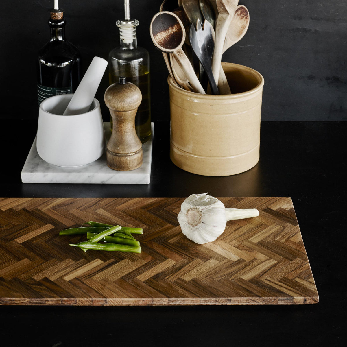Sild Tray by Skagerak, showing sild tray in live shot.