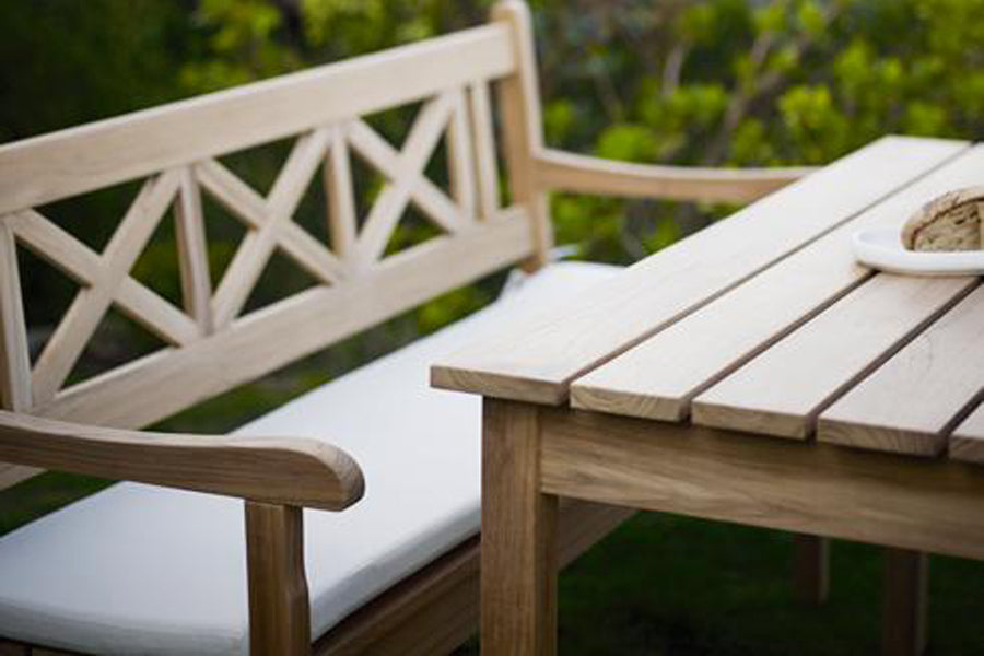 Skagen Bench by Skagerak, showing skagen bench with table in live shot.