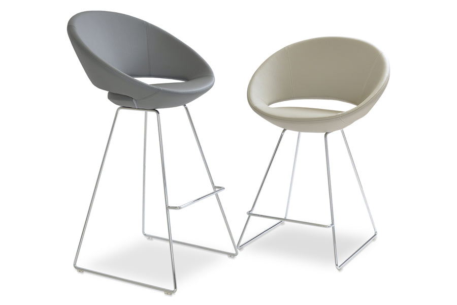 Crescent Wire Counter Stool by SohoConcept, showing angle view of counter & bar stools in grey ppm & bone ppm with chrome base.