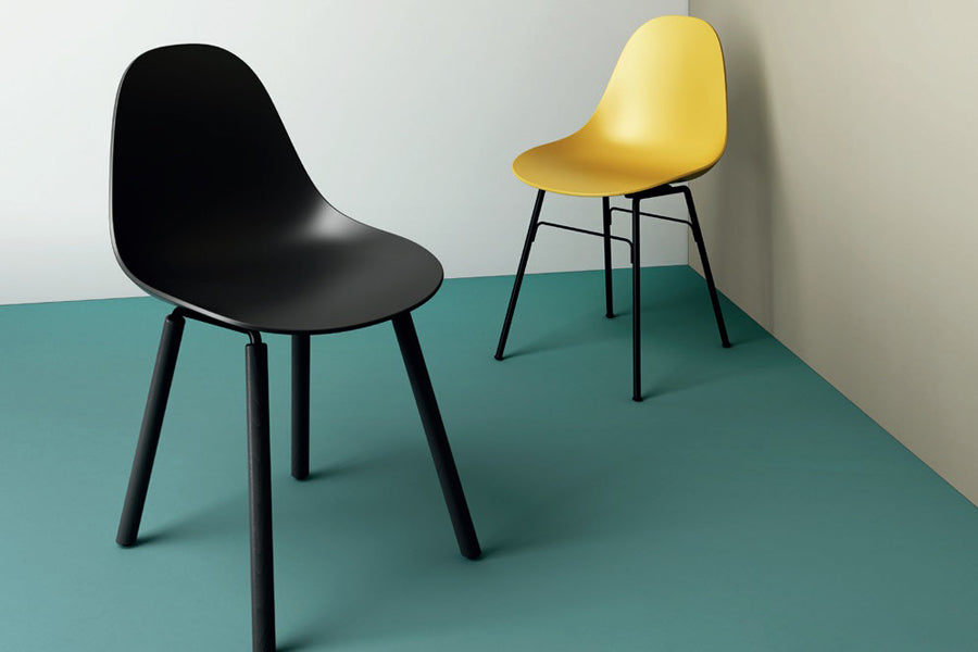 TA Side Chair Er Black Base by Toou, showing ta side chair er black base in live shot.