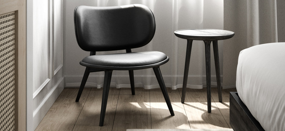 The Lounge Chair by Mater, showing the lounge chair with table in live shot.