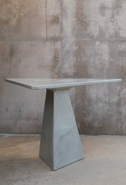 James De Wulf Triangular Locking Dining Table by De Wulf, showing triangular locking dining table in live shot.