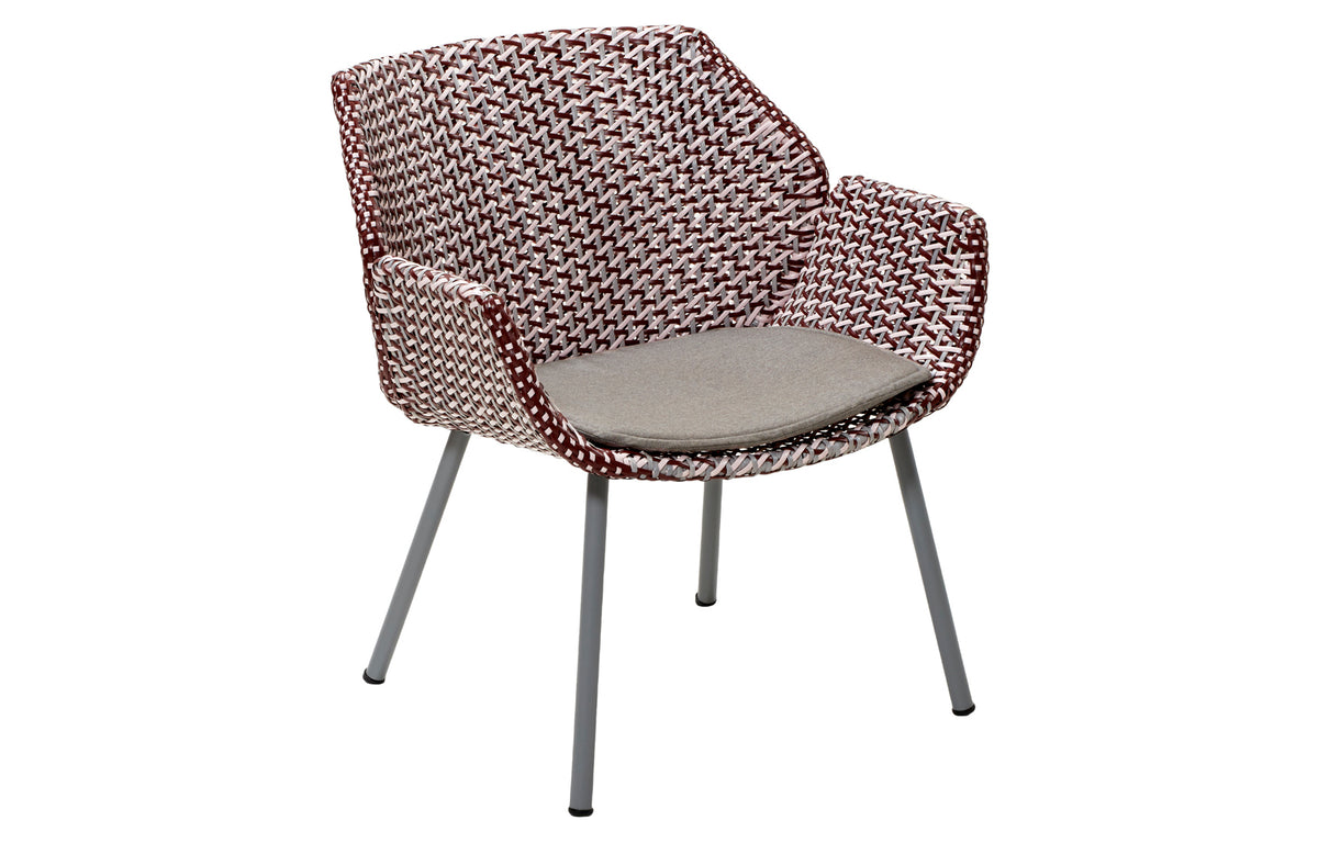 Vibe Outdoor Lounge Chair by Cane-Line - Light Grey/Bordeaux/Dusty Rose Fiber Weave, Taupe Natte Cushion.