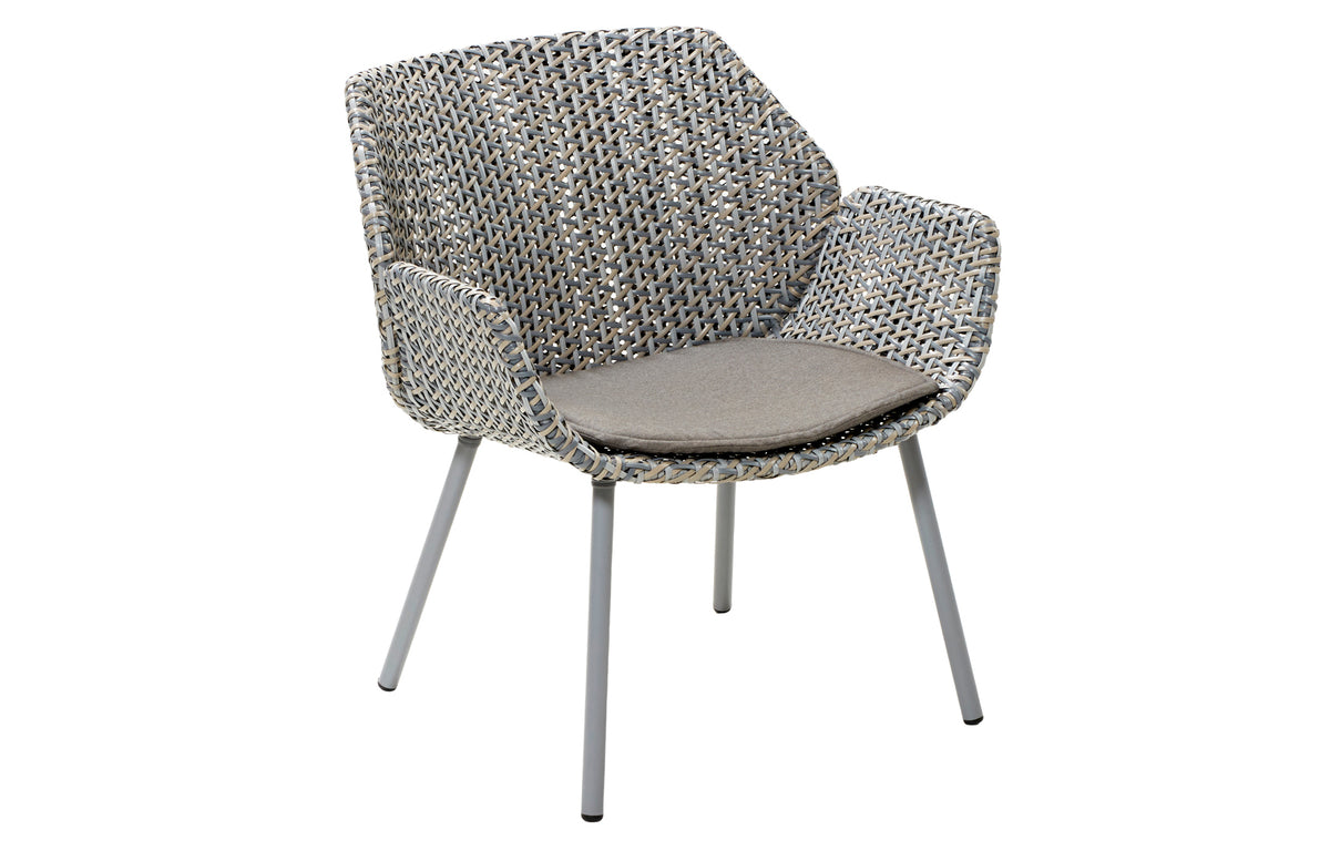 Vibe Outdoor Lounge Chair by Cane-Line - Light Grey/Grey/Taupe Fiber Weave, Taupe Natte Cushion.